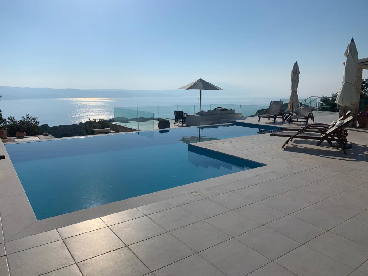 Villa Salina Luxury Pool Villa Kechria المظهر الخارجي الصورة